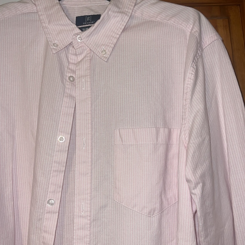 Button down! - Picture 3 of 5